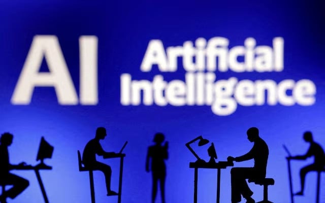Expert Warns Rapid AI Growth Could Spark Global Economic Crises