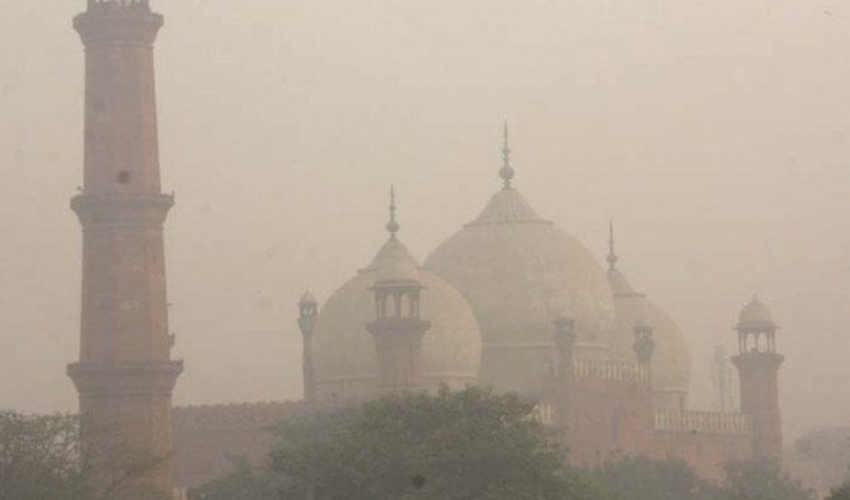 Lahore Air Quality Index hits Hazardous Levels, Prompting Urgent Health Advisories Lahore Air Quality